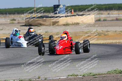 media/Jun-04-2022-CalClub SCCA (Sat) [[1984f7cb40]]/Group 3/Qualifying (Sweeper)/